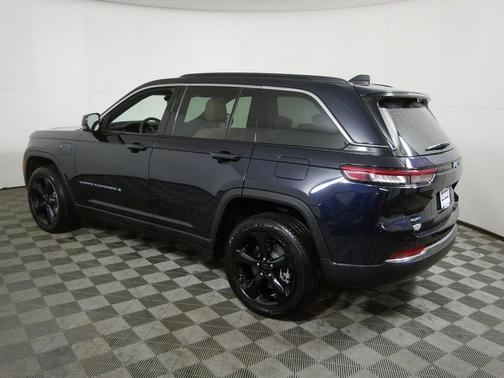 2024 Jeep Grand Cherokee 4xe Base