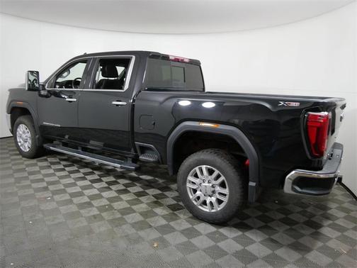 2022 GMC Sierra 2500 SLT