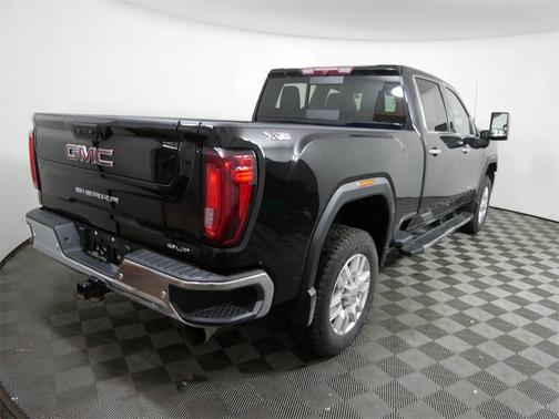 2022 GMC Sierra 2500 SLT