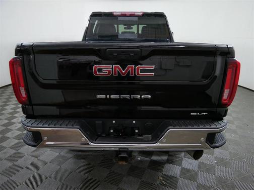 2022 GMC Sierra 2500 SLT