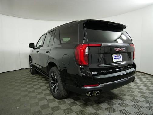 2025 GMC Yukon AT4