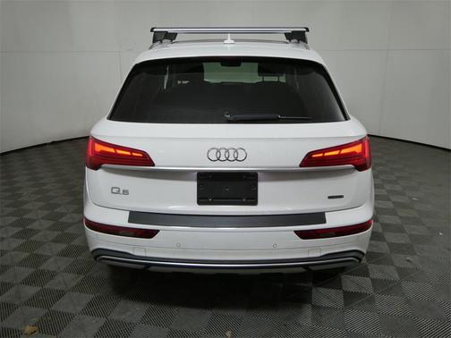 2021 Audi Q5 40 Premium Plus