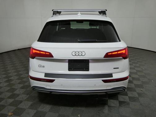 2021 Audi Q5 40 Premium Plus