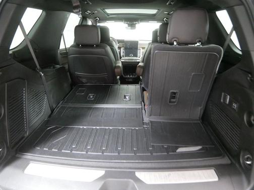 2025 GMC Yukon Denali Ultimate