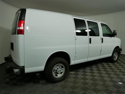2022 Chevrolet Express 2500 Work Van