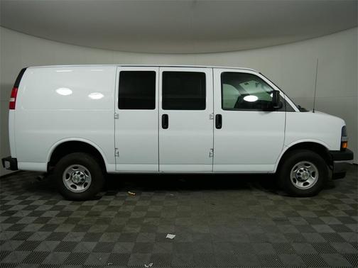 2022 Chevrolet Express 2500 Work Van