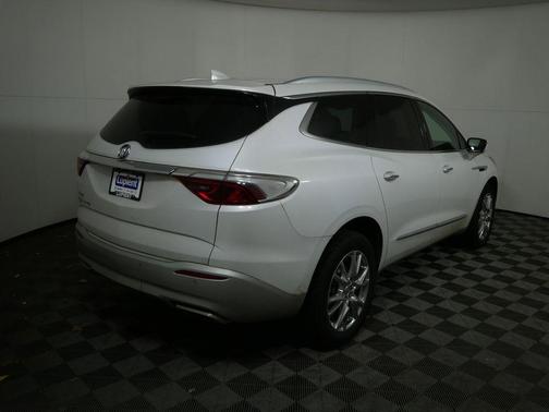 2023 Buick Enclave Premium