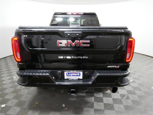 2023 GMC Sierra 2500 AT4