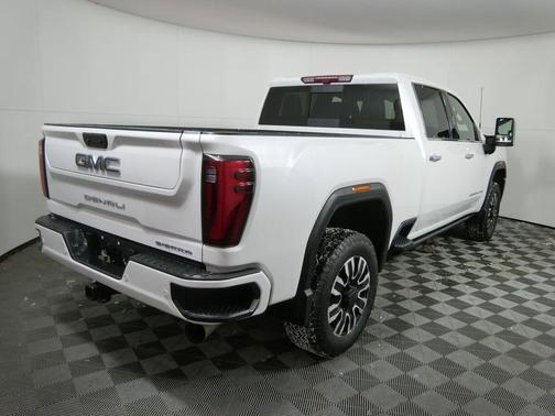 2024 GMC Sierra 3500 Denali Ultimate