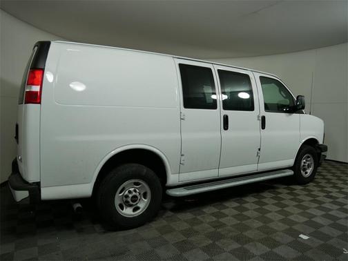 2022 GMC Savana 2500 Work Van