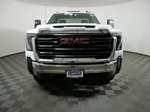 2025 GMC Sierra 3500 Pro