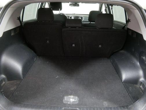 Clear White 2017 Kia Sportage LX