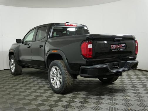 2025 GMC Canyon AT4