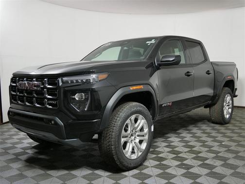 2025 GMC Canyon AT4