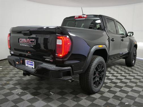 2025 GMC Canyon AT4