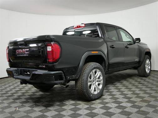 2025 GMC Canyon AT4