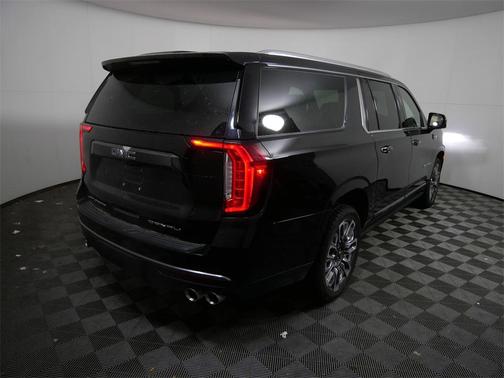 2024 GMC Yukon XL Denali Ultimate