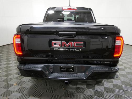 2023 GMC Canyon Denali