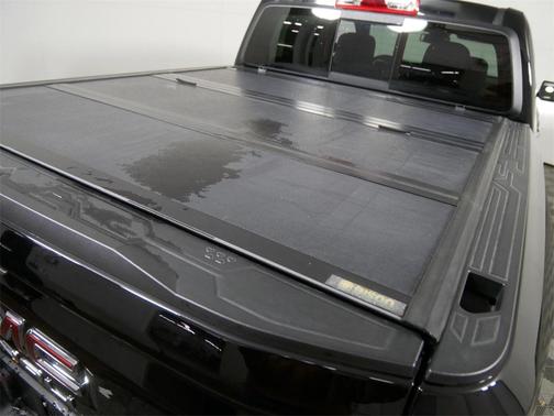 2023 GMC Canyon Denali