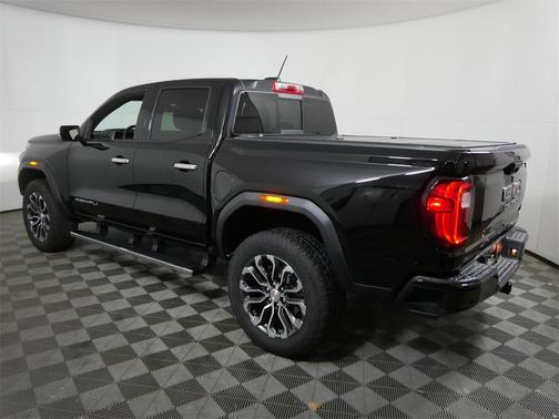 2023 GMC Canyon Denali