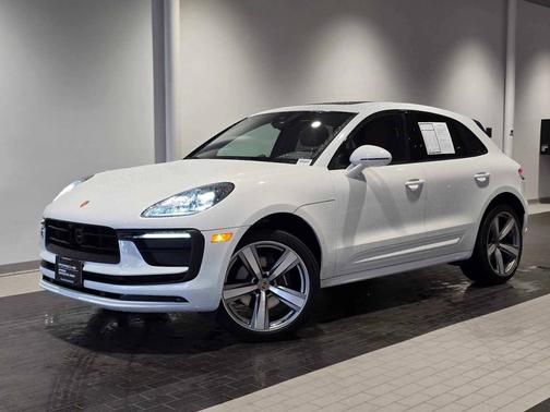 2024 Porsche Macan 