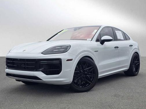 2025 Porsche Cayenne 