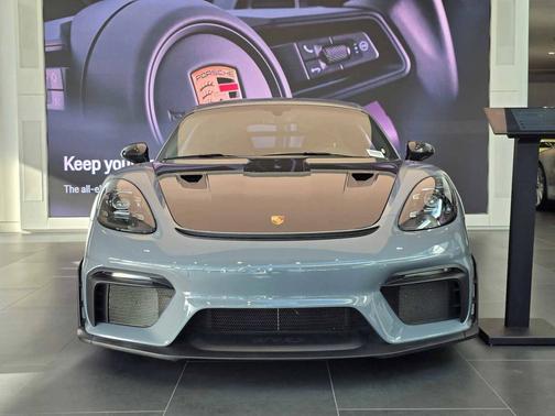 Arctic Grey 2023 Porsche 718 Cayman