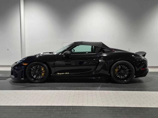 2025 Porsche 718 Spyder 