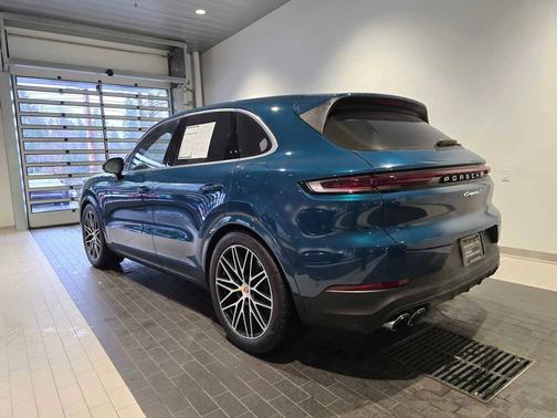2024 Porsche Cayenne 
