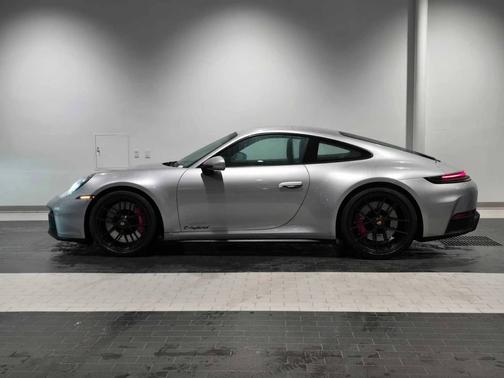 2025 Porsche 911 