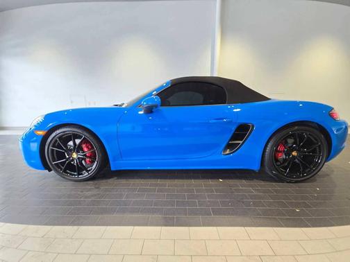 Shark Blue 2025 Porsche 718 Boxster