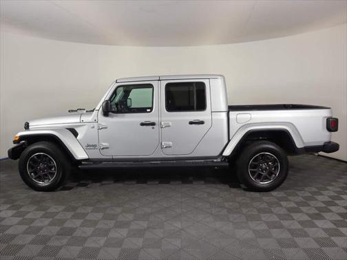 2023 Jeep Gladiator Overland 4x4