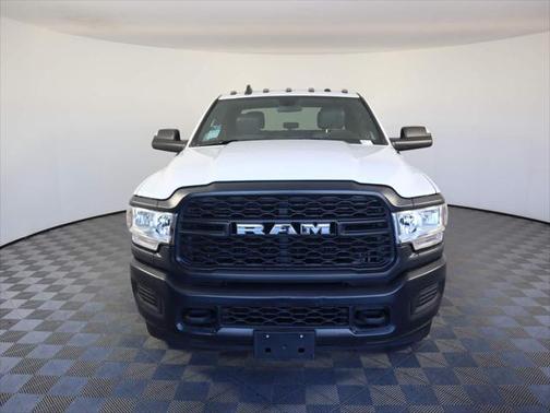 2021 RAM 2500 Tradesman Crew Cab 4x4 8 Box