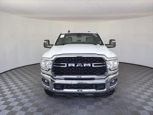 2023 RAM 3500 Big Horn Crew Cab 4x4 8 Box
