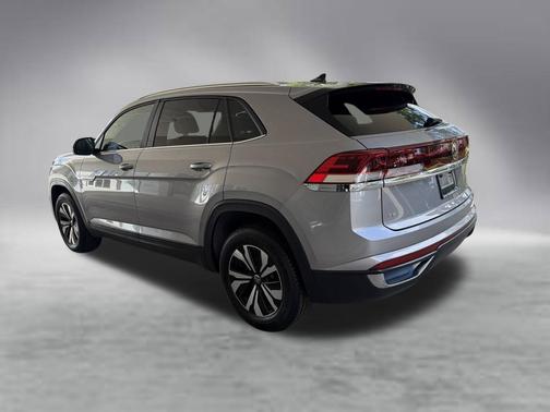 Silver Bird Metallic 2024 Volkswagen Atlas Cross Sport 2.0T SE
