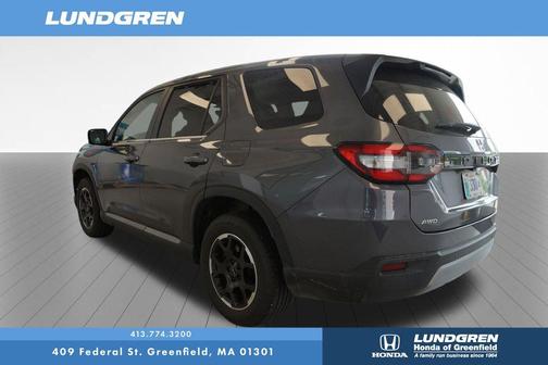 Modern Steel Metallic 2025 Honda Pilot Sport