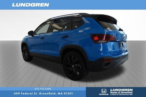 2024 Volkswagen Taos 1.5T SE Black