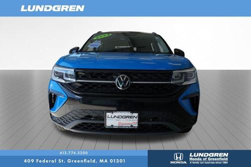 2024 Volkswagen Taos 1.5T SE Black