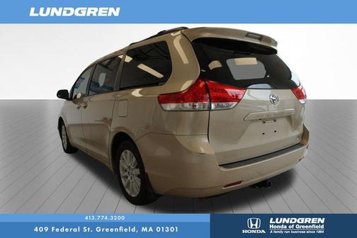 2014 Toyota Sienna LE