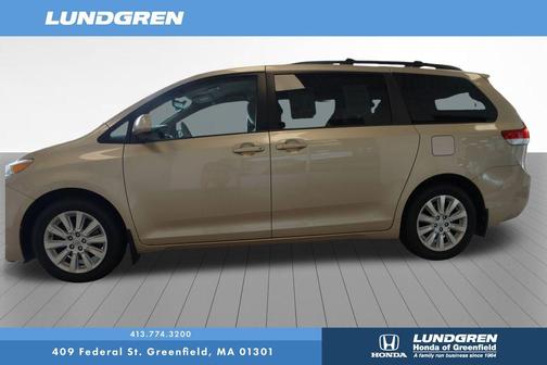 2014 Toyota Sienna LE