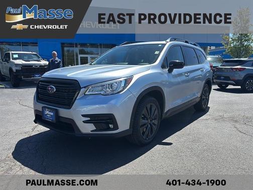 Ice Silver Metallic 2022 Subaru Ascent Onyx Edition