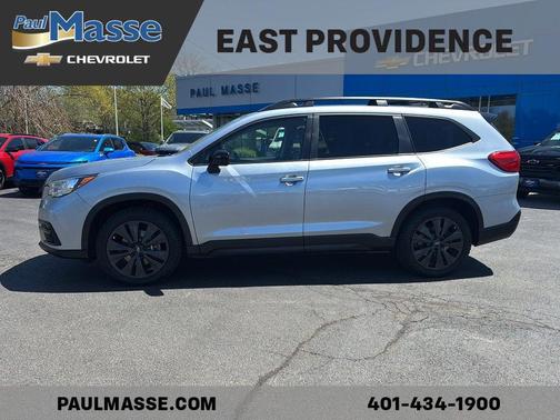 Ice Silver Metallic 2022 Subaru Ascent Onyx Edition