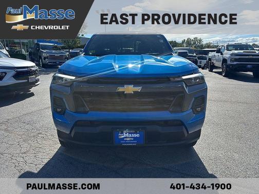 Glacier Blue Metallic 2024 Chevrolet Colorado LT