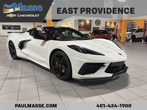 Arctic White 2026 Chevrolet Corvette Stingray w/2LT