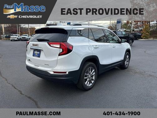 2022 GMC Terrain SLT