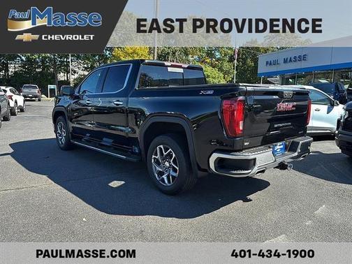 Onyx Black 2023 GMC Sierra 1500 SLT