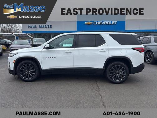 Summit White 2023 Chevrolet Traverse RS