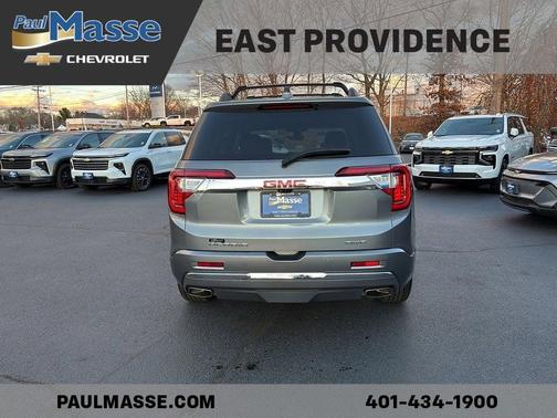 2022 GMC Acadia Denali