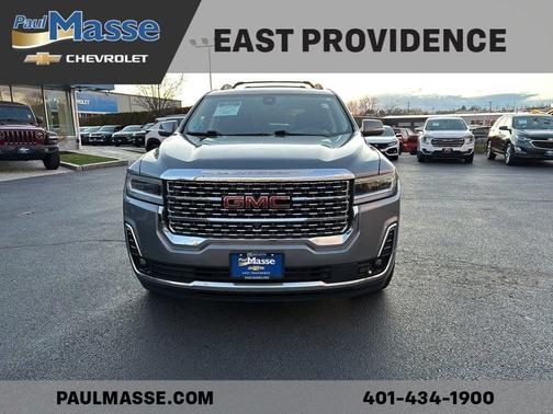 2022 GMC Acadia Denali