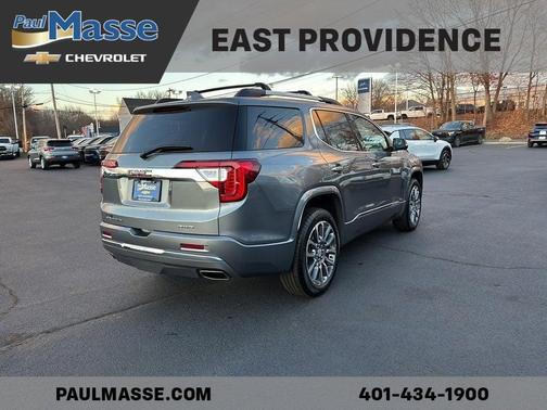 2022 GMC Acadia Denali